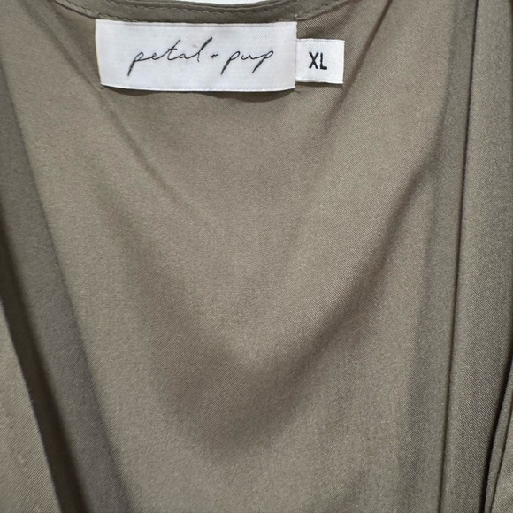 Petal and Pup Midi Dress Too - Picture 5 of 5